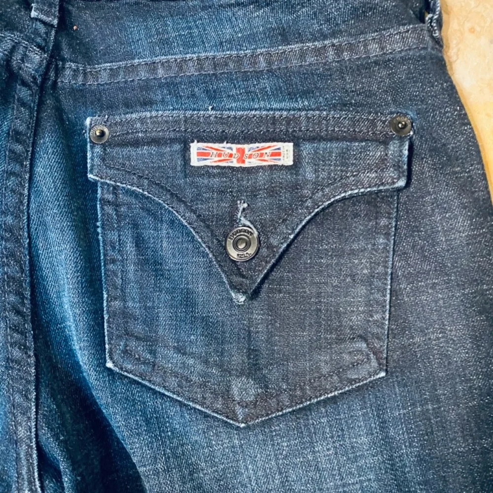 Hudson Low Rise Flare Dark Wash Trouser jean - Picture 2 of 10